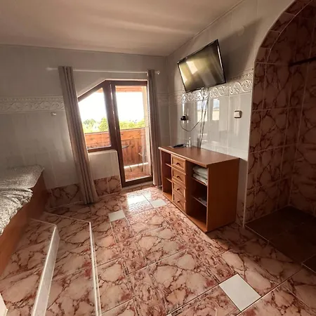 بيت ضيافة Pod Lesem
